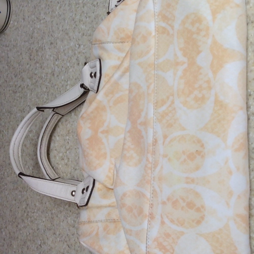 Coach Handbag - Picture 2 of 6